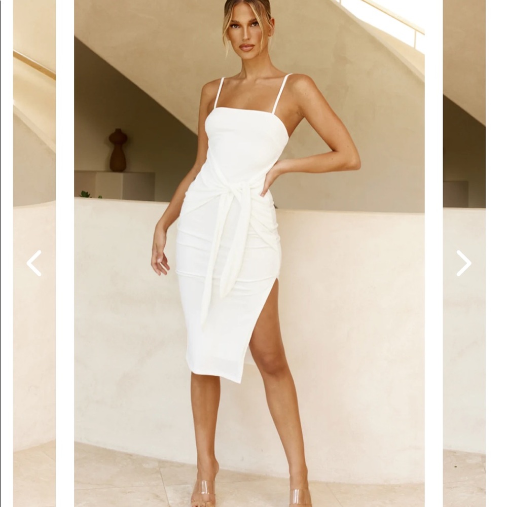 Selfie Leslie white midi dress
